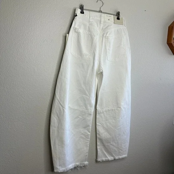 Citizens of Humanity Horseshoe Jean Jicama White Barrel Leg Size 25 Cotton - Picture 10 of 13